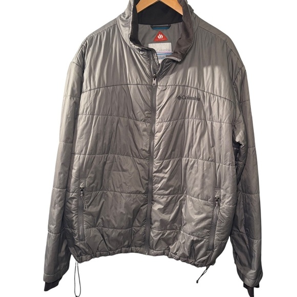 Columbia Silver Puffer Jacket with Lightweight Insulation - Picture 3 of 9